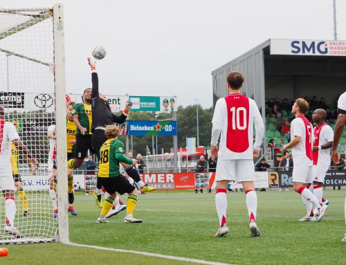 Oefenwedstrijd Ajax (am) – s.v. Huizen